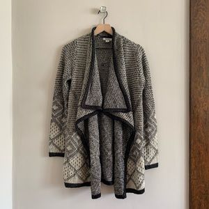 Black and white patterned cardigan